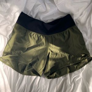Old Navy active shorts